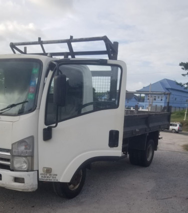 2009 Isuzu Tipper