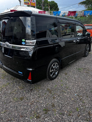 2019 Toyota Voxy Kirameki 