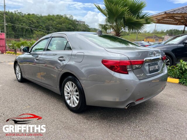 2015 Toyota Mark X