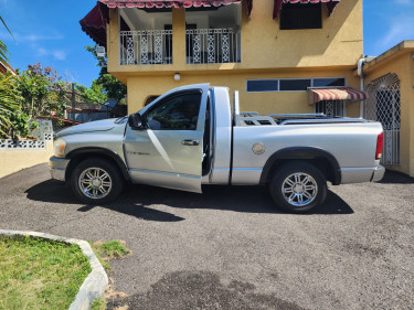 2006 Dodge Ram 2mil