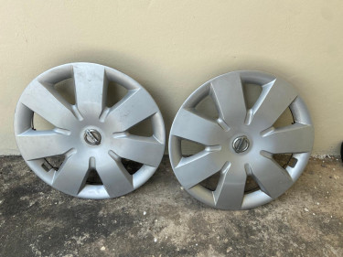 14 Inch Nissan Hubcaps