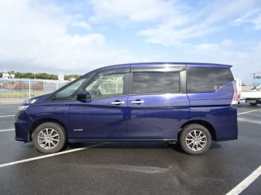 2018 NISSAN Serena