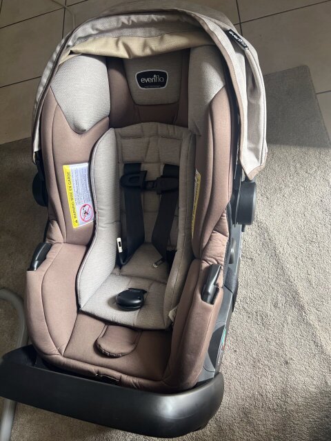 Evenflow Pivot Baby Car Seat