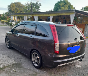 2007 Honda Stream 