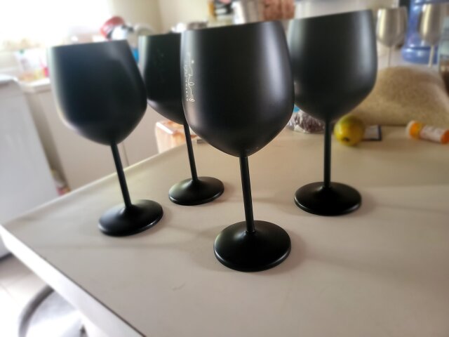 Metal Wine Glass Set