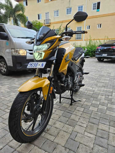 Honda Hornet 160 CC Special Edition