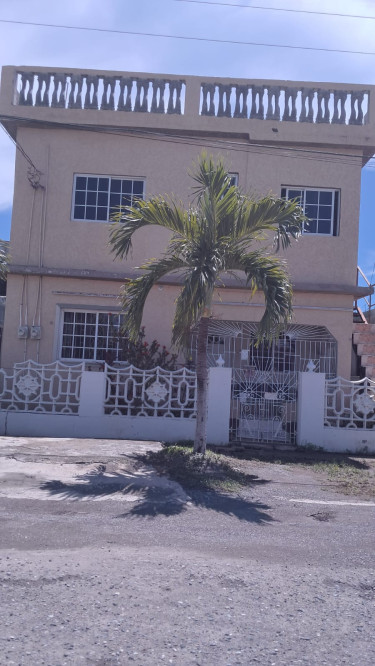 6 Bedroom House For Sale CASH ONLY 