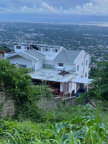 7 Bedroom House For Sale Kingston & St. Andrew