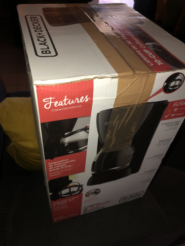 BLACK & DECKER COFFEE MAKER FOR SALE!