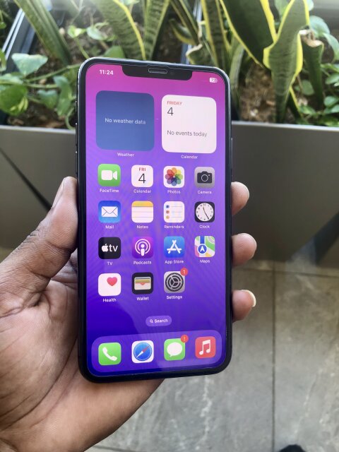 IPhone 11pro Max 64gb