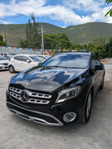 2017 Mercedes Benz GLA 220