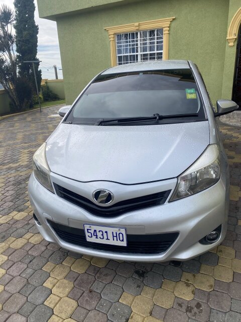 2013 Toyota Vitz 4 Cylinder