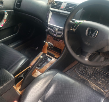 2004 Honda Cl7