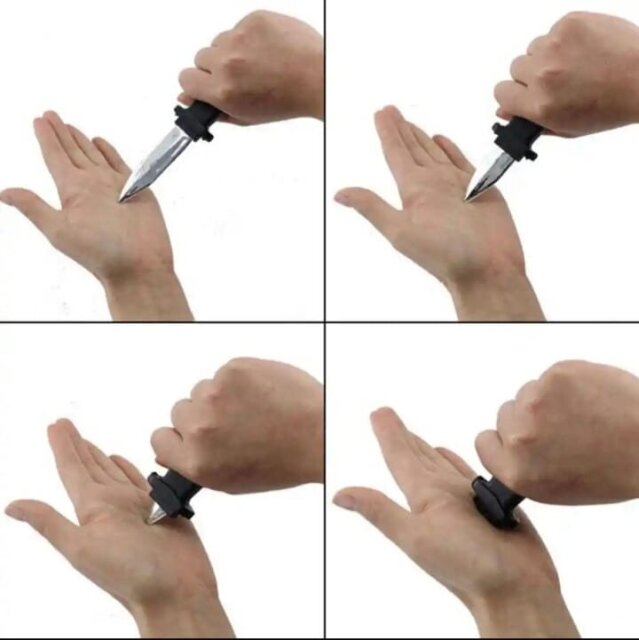 Plastic Retractable Prank Prop Knife..