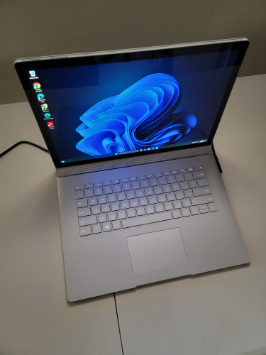 Surface Book 2 15in I7 16GB 256GB