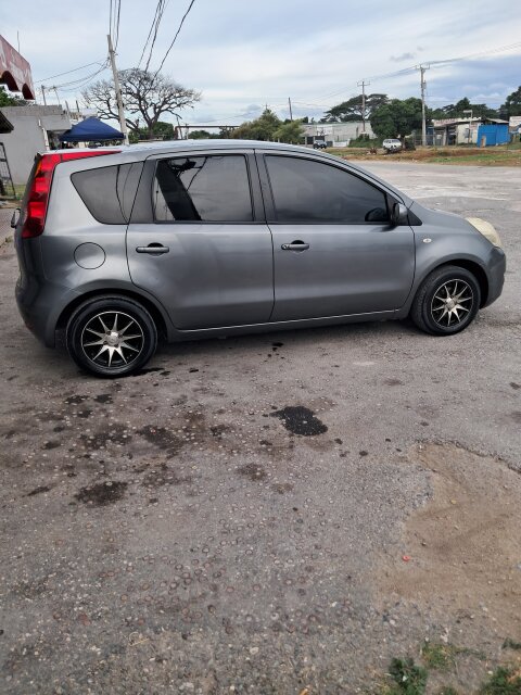 2012 Nissan Note