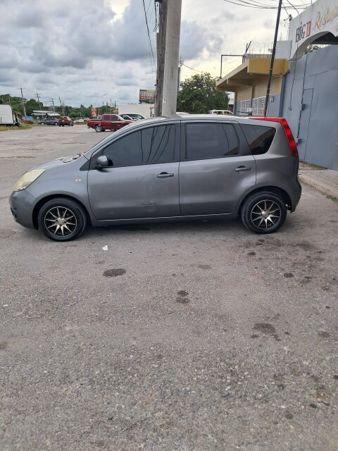 2012 Nissan Note