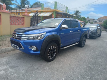 2017 Toyota Hilux Pickup