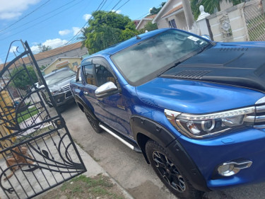 2017 Toyota Hilux Pickup