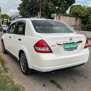 2011 Nissan Tiida