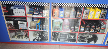 QUICK QUICK JAPANESE & LEFT HAND DRIVE AUTO PARTS