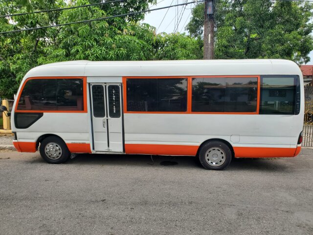 2001 Toyota Coaster  $2.499 Million Negotiable