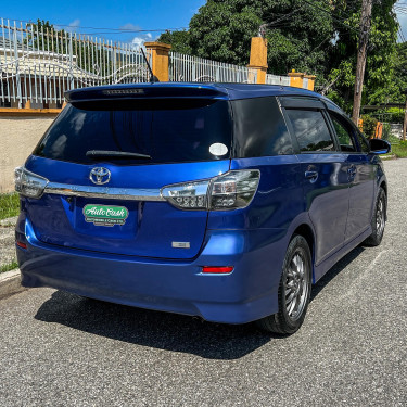 2014 Toyota Wish