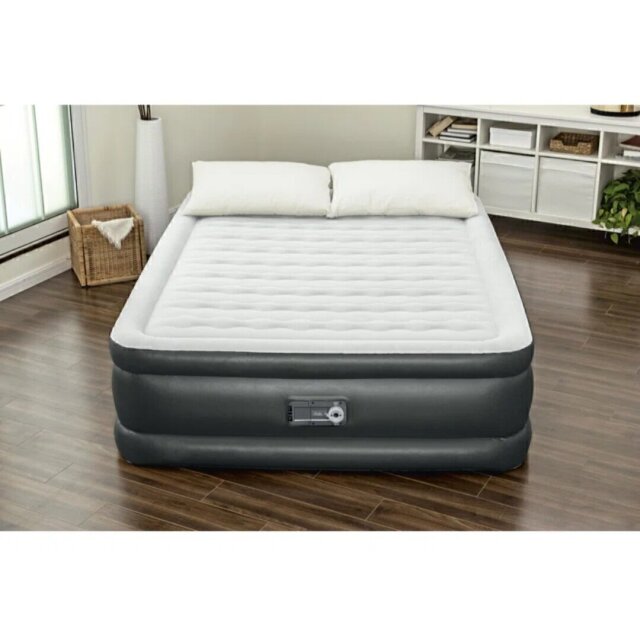 Portable Queen Size Inflatable Mattress For Sale!