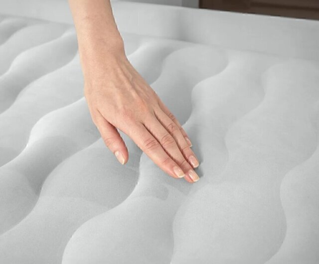 Queen Size Inflatable Mattress For Sale!!