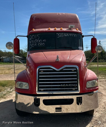 2016 Mack CXU613 Semi Truck