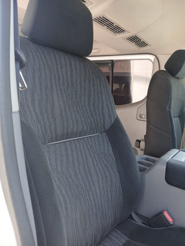 2018 Nissan Caravan 5-seater