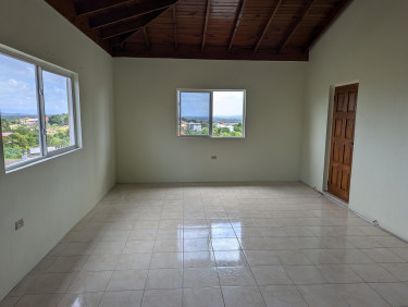 4 Bedroom Penthouse Apartment, $90,000