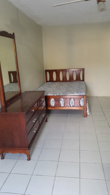 1 Bedroom Apt Mona Includes Utilities Unfurnished