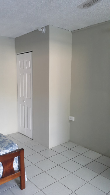 1 Bedroom Apt Mona Includes Utilities Unfurnished