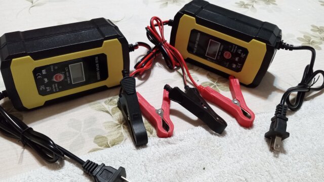 12 Voltage 6A Car Battery Charger