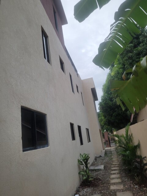 3 Bedroom, 3.5 Bath Townhouse +Balcony & Carport