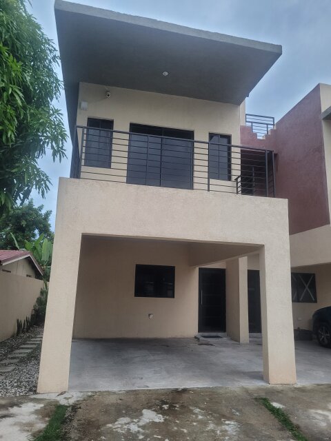 3 Bedroom, 3.5 Bath Townhouse +Balcony & Carport