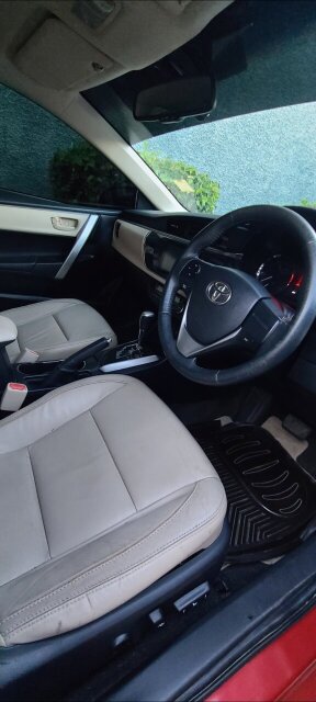 Cleannnn 2015 Toyota Altis Singapore Version