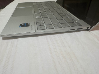 HP Envy 13