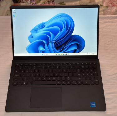 Dell Inspiron 15