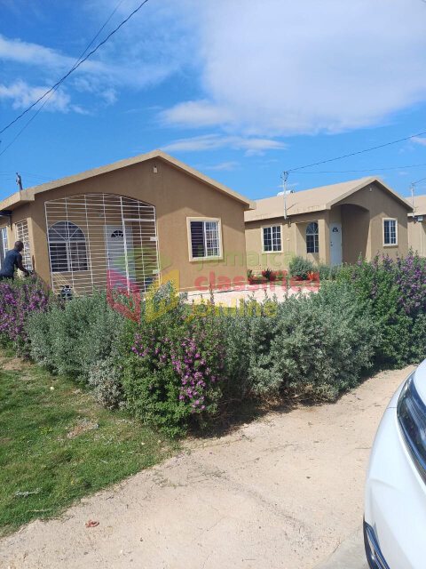 2 Bedroom 1 Bath House For Rent