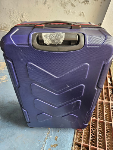 Xpress Large Spinner Suitcase With Lock 