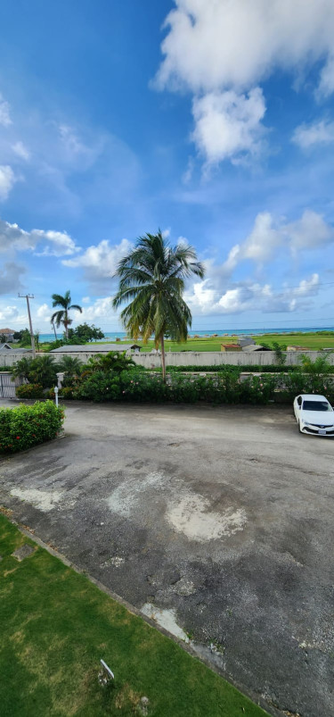 2 Bedroom, 2 Bathroom Freeport Montego Bay