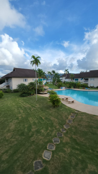 2 Bedroom, 2 Bathroom Freeport Montego Bay