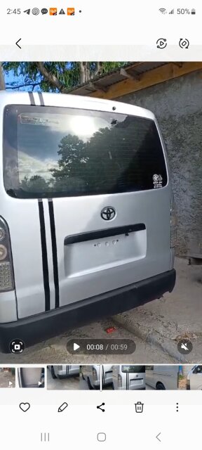 2010 Toyota Hiace