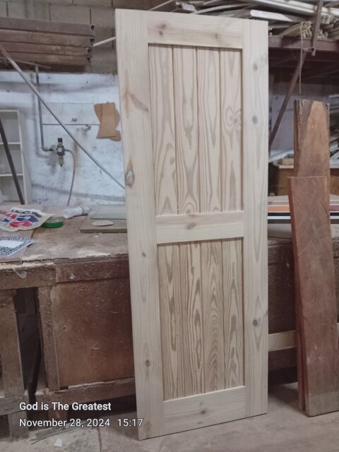 Wooden Pine Doors