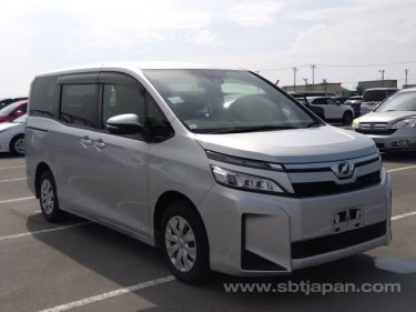 2019 Toyota Voxy