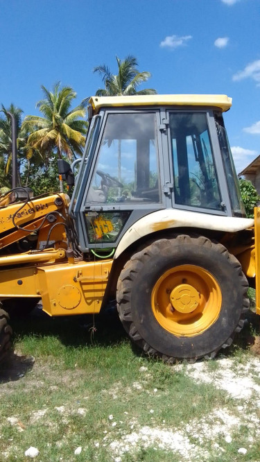 JCB SiteMaster Plus 4x4 Backhoe Loader Hammer