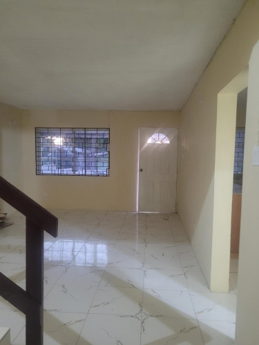 4 Bedroom 3 Bath Townhse For Sale