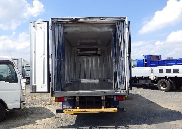 2019 Isuzu Elf Hybrid Freezer Truck